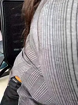 Snapshot of Cute-Anamika50 chatting on 02-15-25, 10:22 Cute-Anamika50 online show from 02-15-25, 10:22