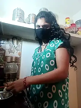 Snapshot of Cute-Aadhvita chatting on 02-17-25, 04:31 Cute-Aadhvita online show from 02-17-25, 04:31