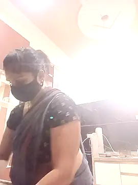 Snapshot of Cute-Aadhvita chatting on 04-29-26, 01:59 Cute-Aadhvita online show from 04-29-26, 01:59