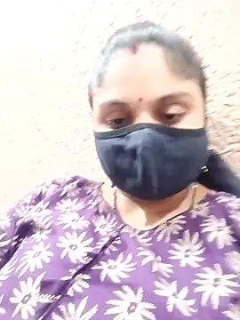 Snapshot of Cute-Aadhvita chatting on 05-24-26, 02:11 Cute-Aadhvita online show from 05-24-26, 02:11