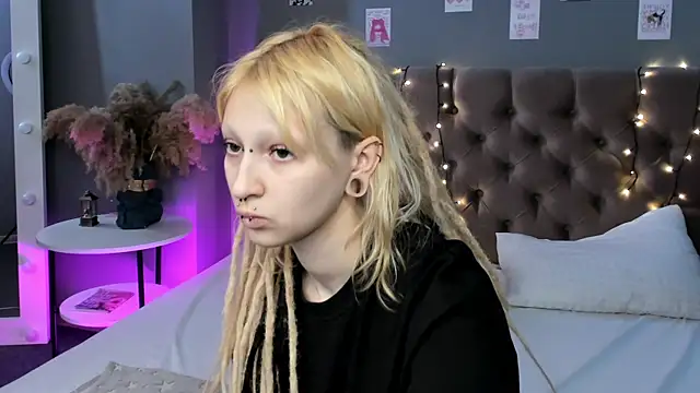 Lexy-Woorhez online show from 02-21-25, 10:39