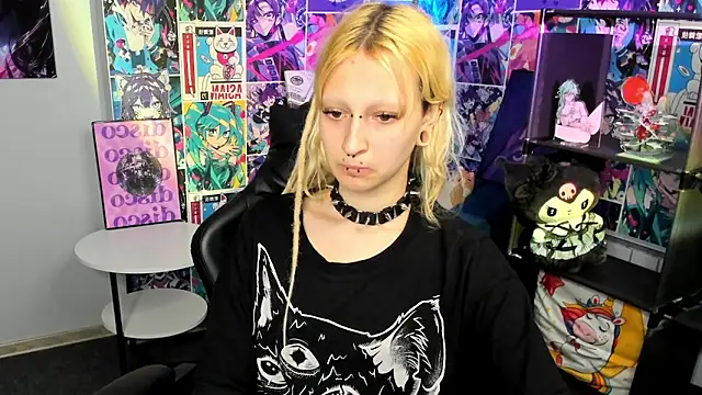 Lexy-Woorhez online show from 03-14-25, 01:35