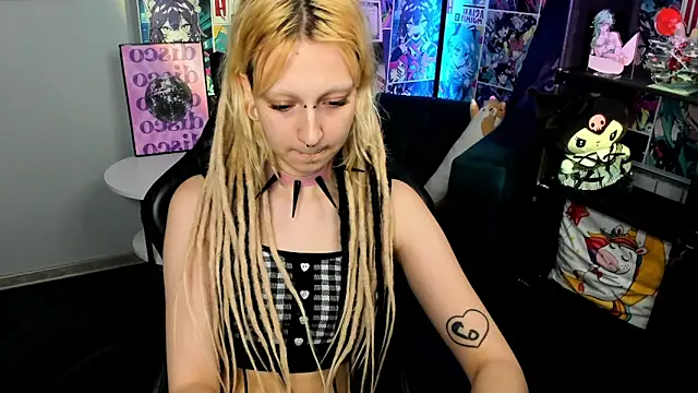 Lexy-Woorhez online show from 03-15-25, 02:12