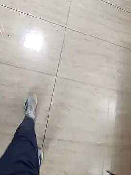 Snapshot of Kakabiraji chatting on 12-21-24, 02:15 Kakabiraji online show from 12-21-24, 02:15