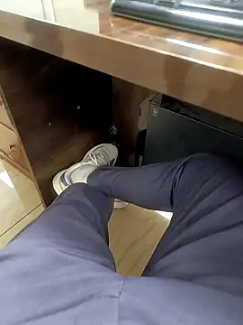 Snapshot of Kakabiraji chatting on 12-27-24, 10:01 Kakabiraji online show from 12-27-24, 10:01