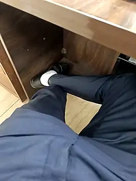 Snapshot of Kakabiraji chatting on 11-19-25, 10:48 Kakabiraji online show from 11-19-25, 10:48