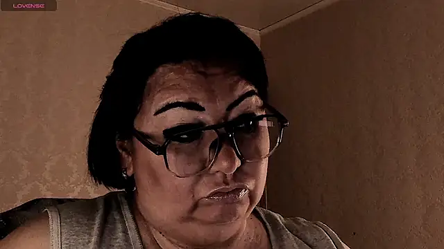 SexxyDreams1 online show from 03-18-26, 12:36