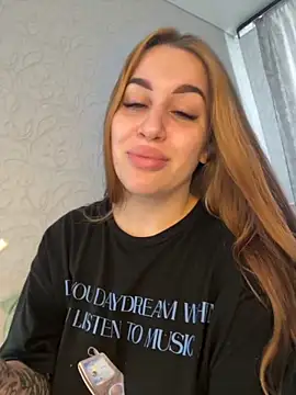 VikiDemi online show from 09-27-25, 06:07