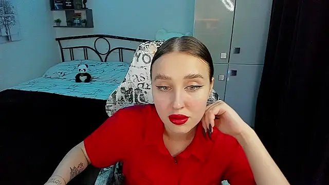 Snapshot of LinaTruly chatting on 11-20-25, 09:58 LinaTruly online show from 11-20-25, 09:58