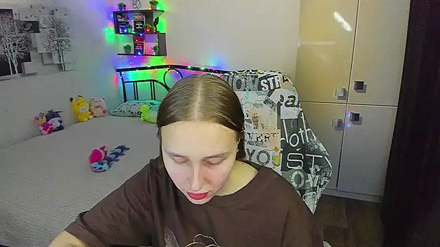 Snapshot of LinaTruly chatting on 05-01-26, 09:08 LinaTruly online show from 05-01-26, 09:08