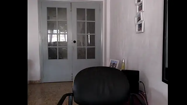 TamaraSweetxo online show from 12-04-25, 10:46