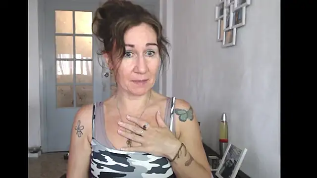 TamaraSweetxo online show from 06-05-26, 03:51