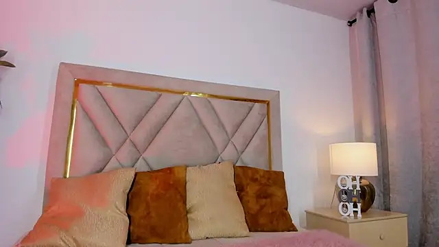 Snapshot of chloe_wilson7 chatting on 11-25-25, 01:38 chloe wilson7 online show from 11-25-25, 01:38