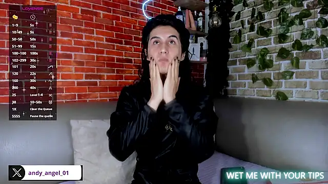 Snapshot of andy_angell1 chatting on 09-30-25, 12:21 andy angell1 online show from 09-30-25, 12:21