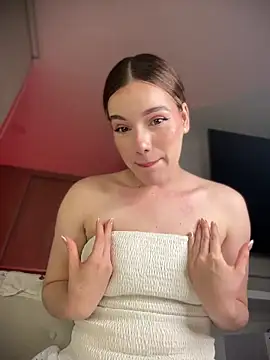 NicoleCut online show from 07-25-26, 11:46