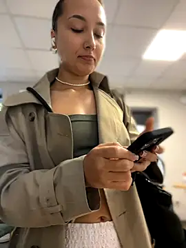 VelvetVixenI online show from 09-25-25, 12:09