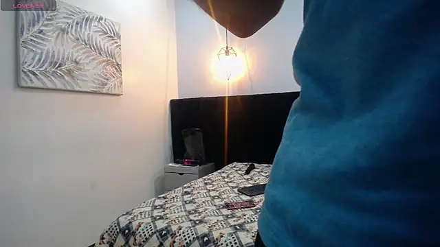 Snapshot of JeremmyAndStacy chatting on 01-28-25, 12:32 JeremmyAndStacy online show from 01-28-25, 12:32