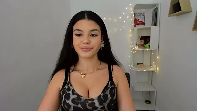 AlluringAriel online show from 03-04-25, 03:59