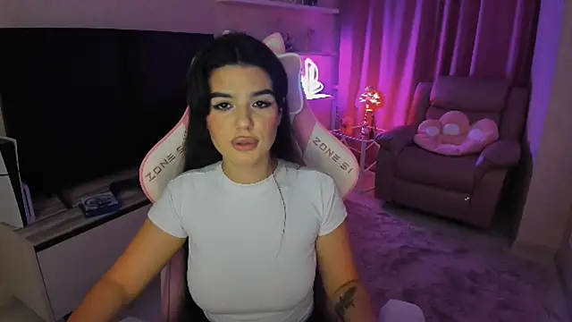 AlluringAriel online show from 09-16-25, 07:26