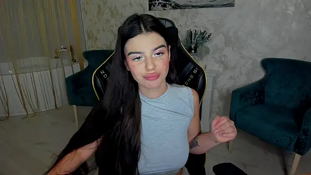 AlluringAriel online show from 10-06-25, 07:44