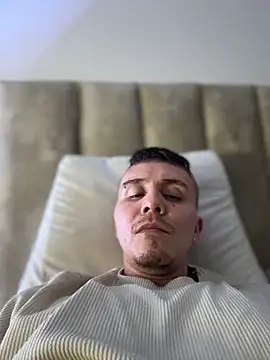 Snapshot of adam-rivera chatting on 04-13-26, 04:40 adam-rivera online show from 04-13-26, 04:40