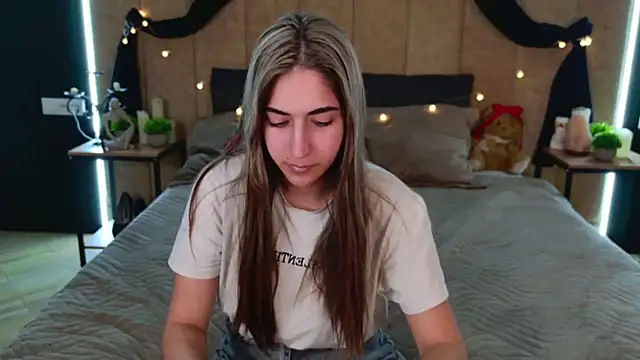 Teresa Stane online show from 02-21-25, 05:02