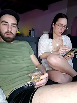 Snapshot of La_Chaudasse_98 chatting on 01-16-25, 08:03 La Chaudasse 98 online show from 01-16-25, 08:03