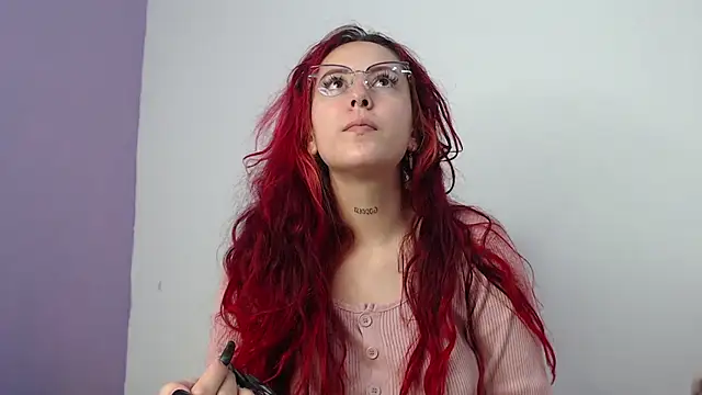 Snapshot of LatinasGoddesses_ chatting on 02-21-25, 04:51 LatinasGoddesses online show from 02-21-25, 04:51