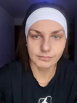 Snapshot of Magic__smile chatting on 12-16-24, 08:09 Magic smile online show from 12-16-24, 08:09