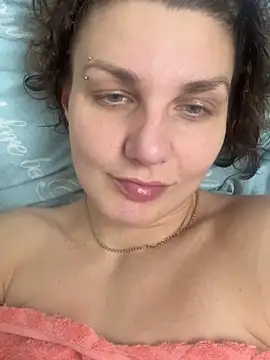 Snapshot of Magic__smile chatting on 11-30-25, 12:20 Magic smile online show from 11-30-25, 12:20