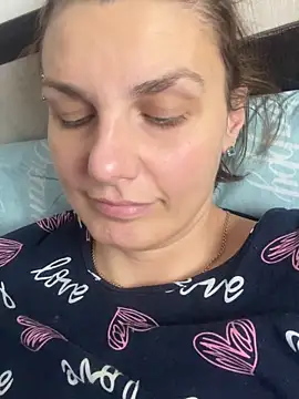 Snapshot of Magic__smile chatting on 12-02-25, 10:20 Magic smile online show from 12-02-25, 10:20