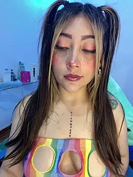 Luna SofiaXX online show from 04-02-26, 05:38