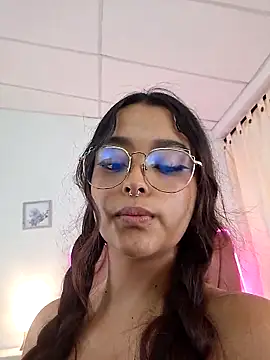 Ariana Pierce online show from 06-12-26, 03:11