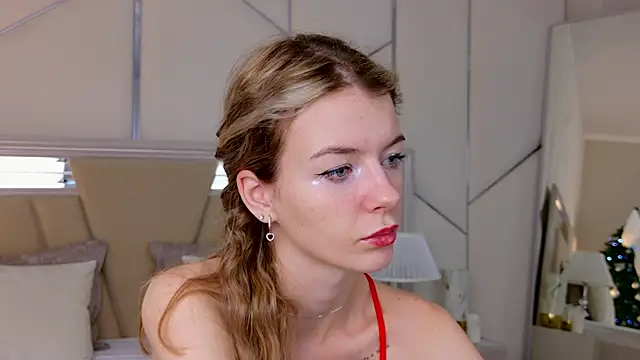 MeganMour online show from 01-15-25, 04:11