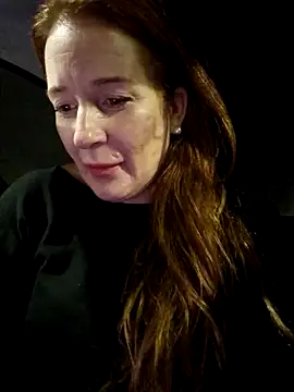 Snapshot of Engel_mia chatting on 01-15-25, 06:19 Engel mia online show from 01-15-25, 06:19