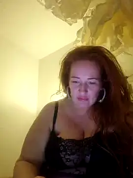 Snapshot of Engel_mia chatting on 02-13-25, 08:45 Engel mia online show from 02-13-25, 08:45