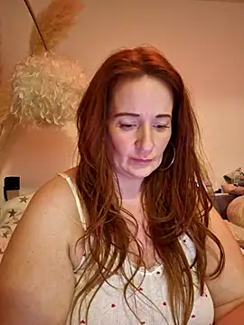 Snapshot of Engel_mia chatting on 03-07-25, 09:27 Engel mia online show from 03-07-25, 09:27