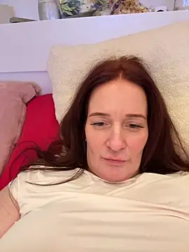 Engel mia online show from 11-23-25, 08:08