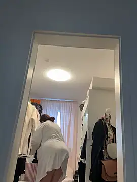 Engel mia online show from 01-15-26, 10:42