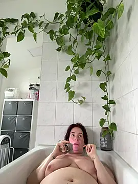 Snapshot of Engel_mia chatting on 05-14-26, 12:12 Engel mia online show from 05-14-26, 12:12