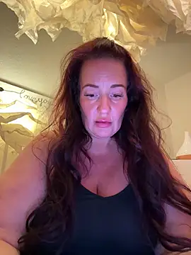 Snapshot of Engel_mia chatting on 05-15-26, 08:27 Engel mia online show from 05-15-26, 08:27