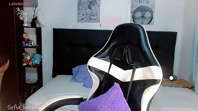 Sofia kenedyy online show from 03-10-25, 09:07