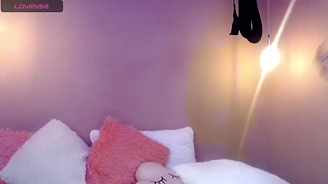 Snapshot of cami_fire chatting on 02-07-25, 06:24 cami fire online show from 02-07-25, 06:24