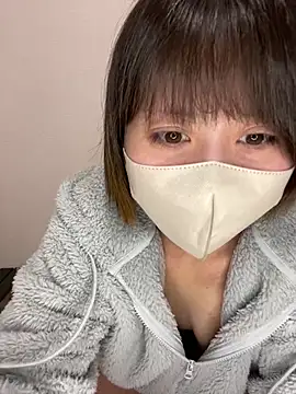 Snapshot of -anzu-o chatting on 01-08-25, 12:47 -anzu-o online show from 01-08-25, 12:47