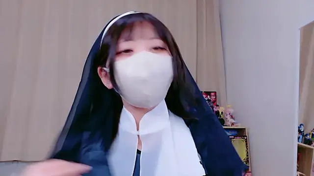 Snapshot of -anzu-o chatting on 09-12-25, 08:09 -anzu-o online show from 09-12-25, 08:09