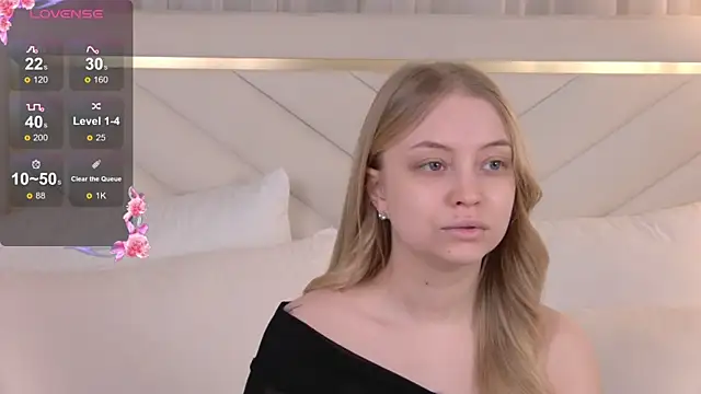 Snapshot of DorisHell chatting on 02-01-25, 05:58 DorisHell online show from 02-01-25, 05:58