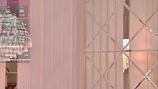 Snapshot of DorisHell chatting on 02-14-25, 09:21 DorisHell online show from 02-14-25, 09:21