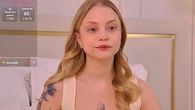 Snapshot of DorisHell chatting on 02-27-25, 06:09 DorisHell online show from 02-27-25, 06:09