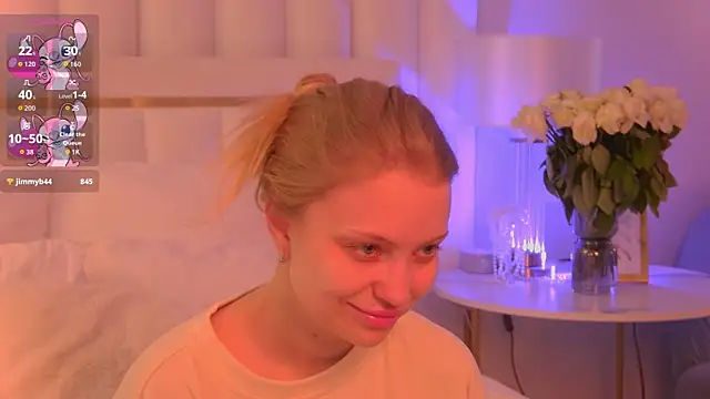 Snapshot of DorisHell chatting on 11-13-25, 03:38 DorisHell online show from 11-13-25, 03:38