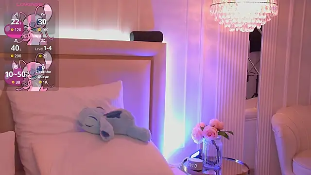 Snapshot of DorisHell chatting on 11-23-25, 03:06 DorisHell online show from 11-23-25, 03:06